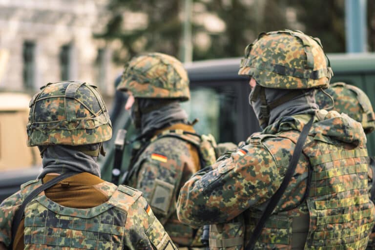 Deutsche Bundeswehr Soldaten bei einer Übung